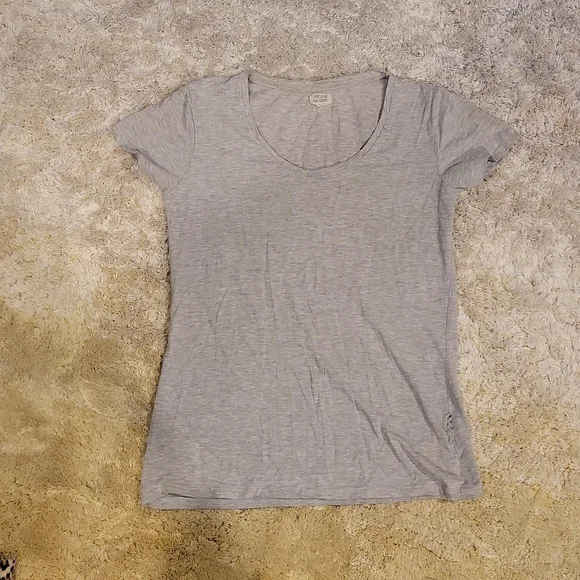Basic T-shirt - Picture 1 of 4